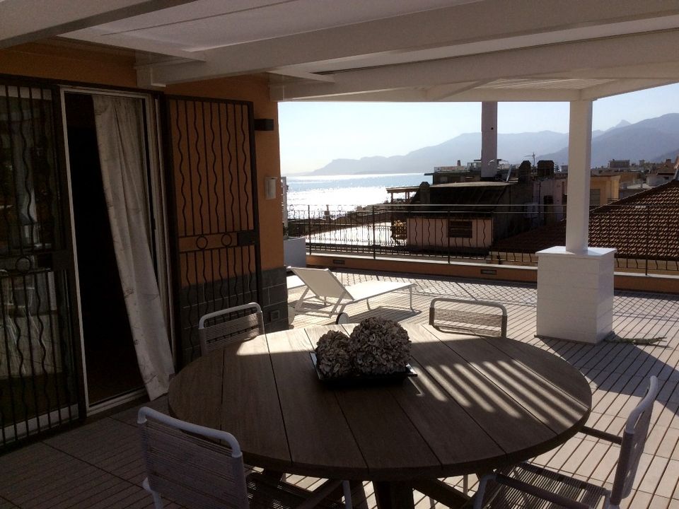 Lejlighed i Bordighera, Imperia - foto 1