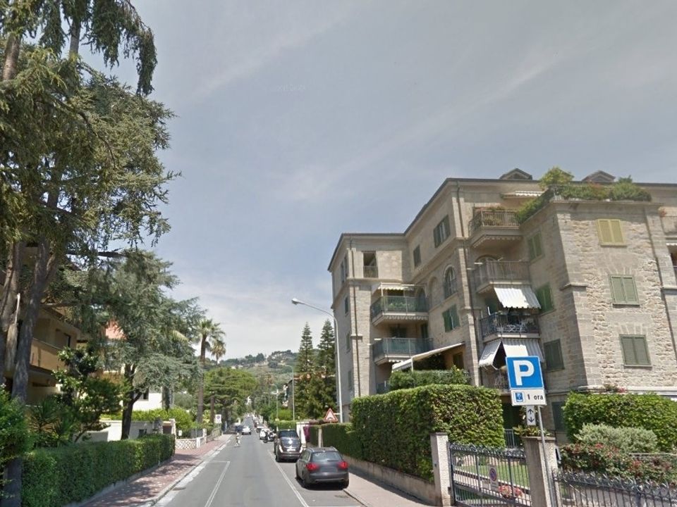 Lejlighed i Bordighera, Imperia - foto 1