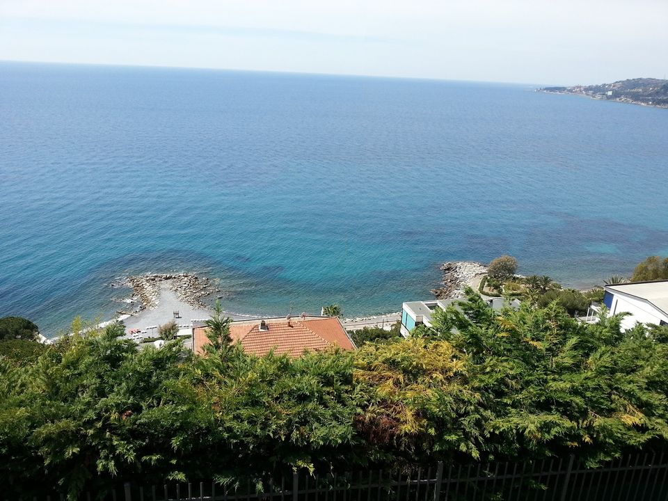 Villa i Ospedaletti, Imperia - foto 1