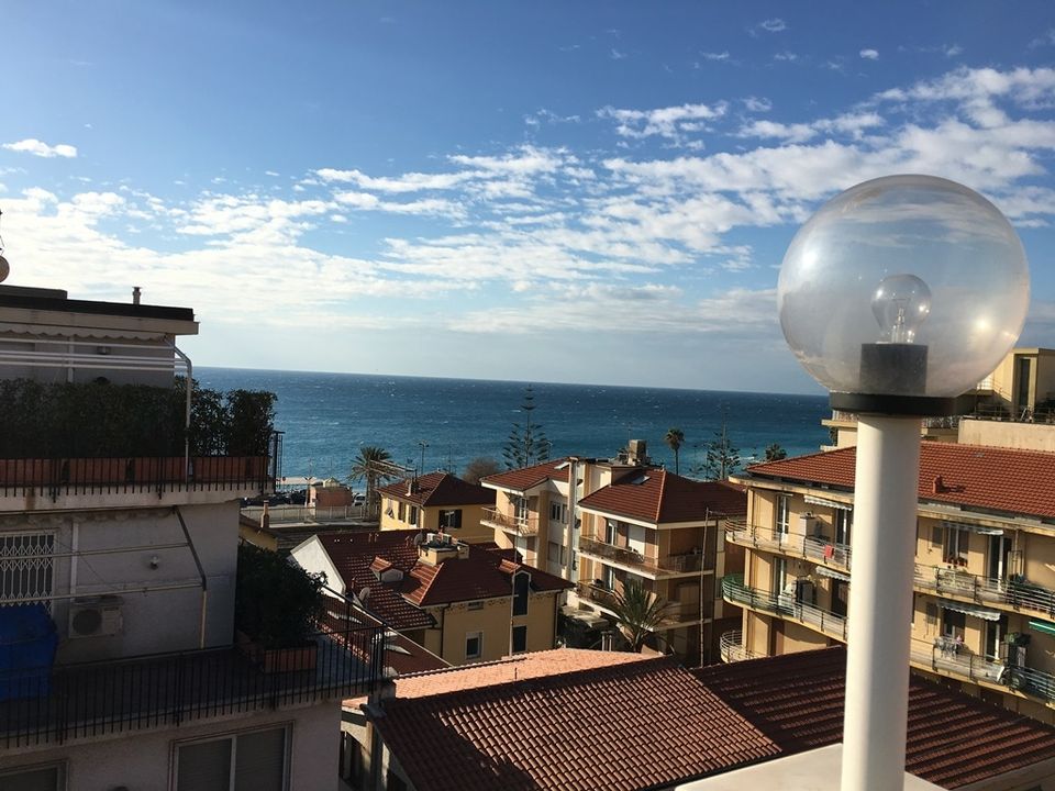 Lejlighed i Bordighera, Imperia - foto 1