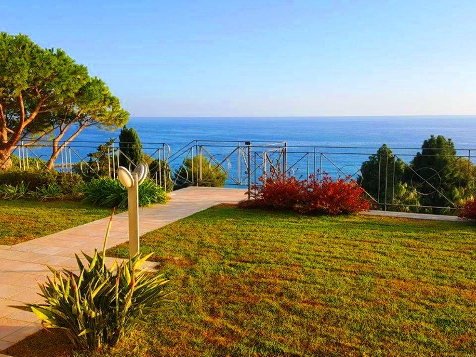 Villa i Ospedaletti, Imperia - foto 2