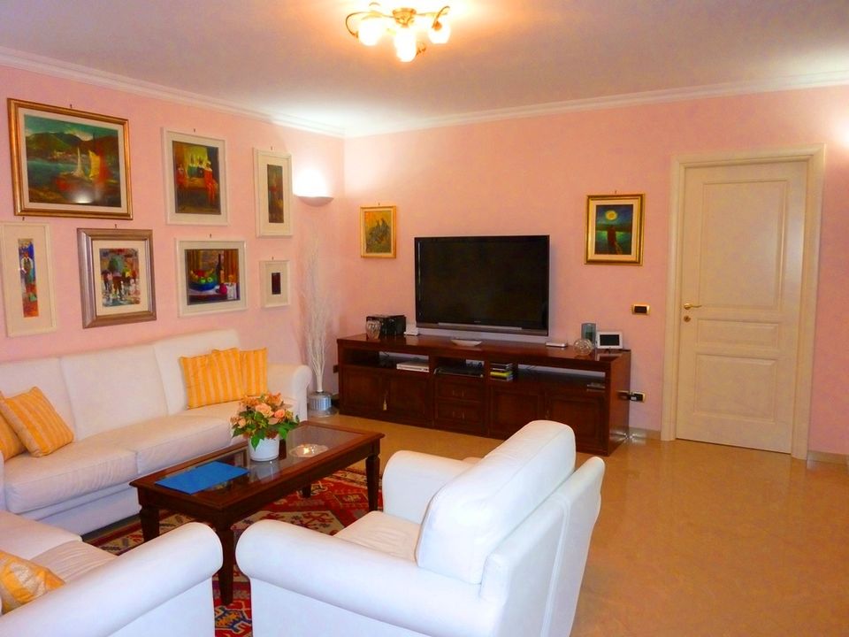 Villa in Diano Marina, Imperia - photo 3