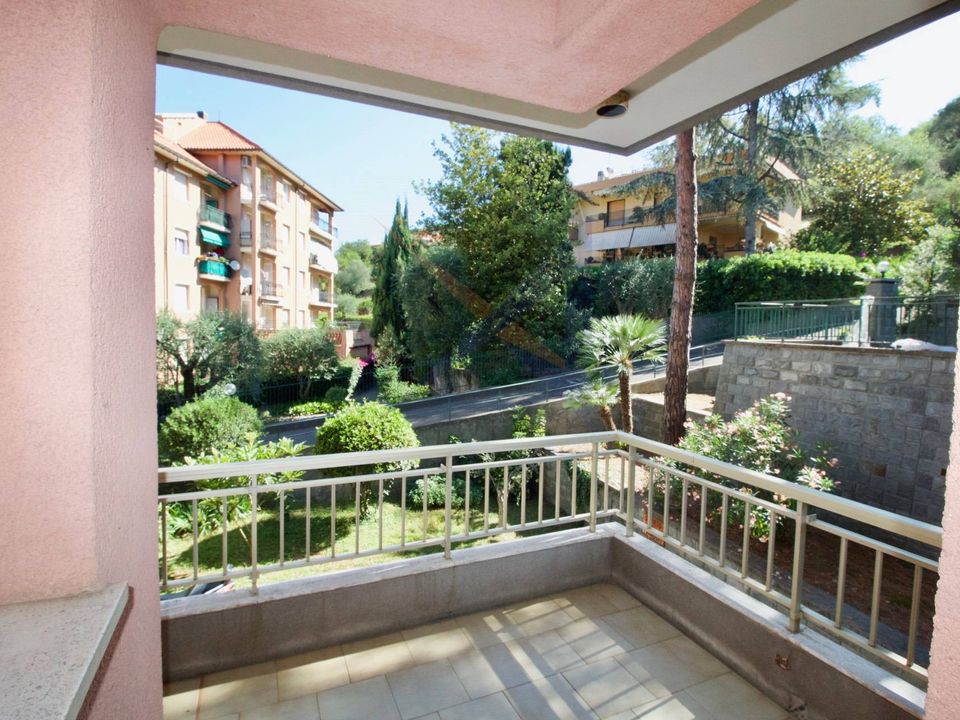 Lejlighed i Bordighera, Imperia - foto 1