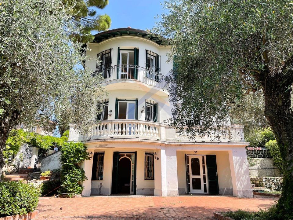 Villa i Bordighera, Imperia - foto 1