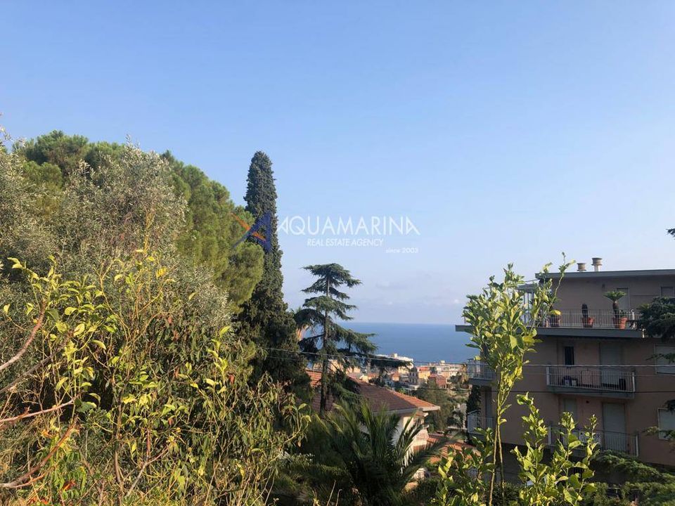 Helårsgrund i Sanremo, Imperia - foto 1