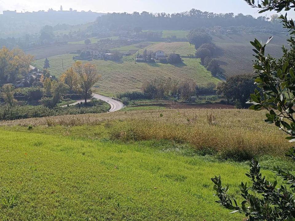 Helårsgrund i Macerata, Macerata - foto 1