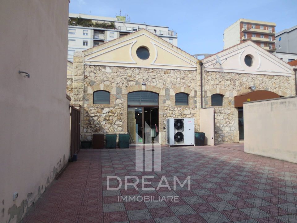 Erhvervsejendom i Cagliari, Cagliari - foto 5