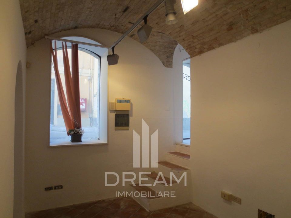Erhvervsejendom i Cagliari, Cagliari - foto 4