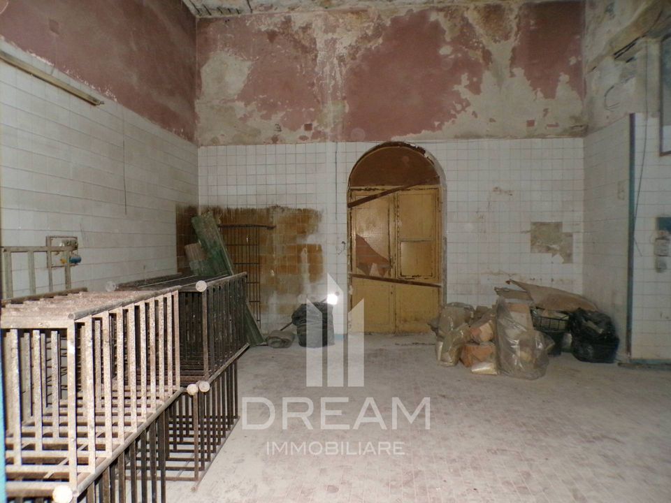 Erhvervsejendom i Cagliari, Cagliari - foto 3