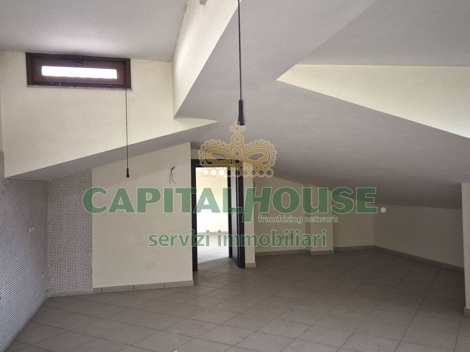 Lejlighed i Portico di Caserta, Caserta - foto 1