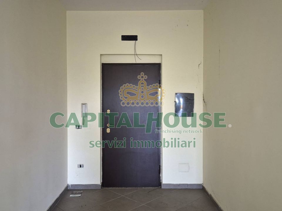 L'establiment comercial a Portico di Caserta, Caserta - foto 5