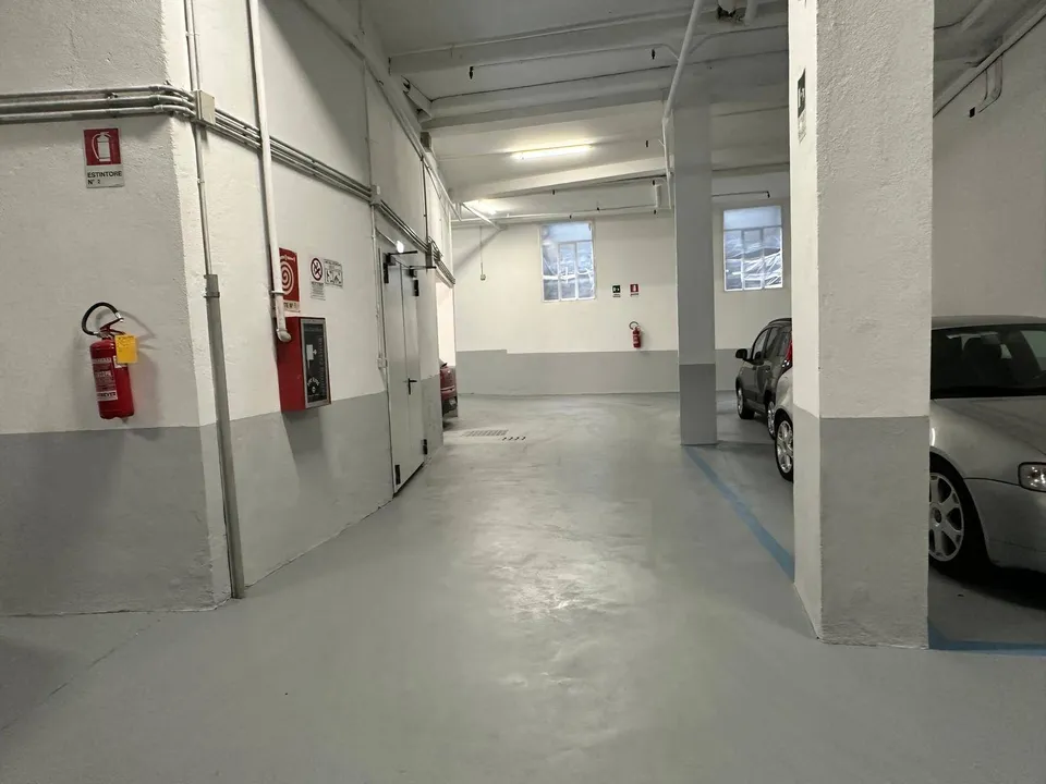 Parkeerruimte in Torino, Turin - foto 2