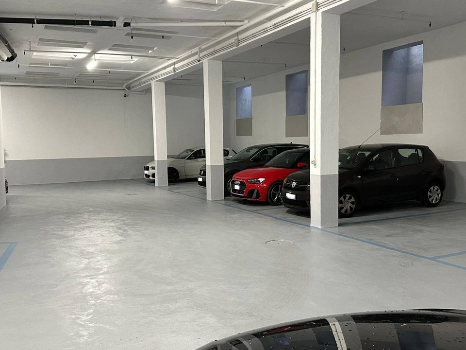 Parkeerruimte in Torino, Turin - foto 5