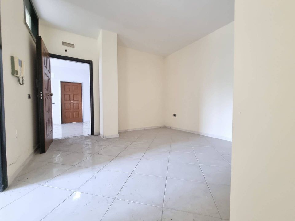 Local commercial - Maddaloni, Caserta - photo 3