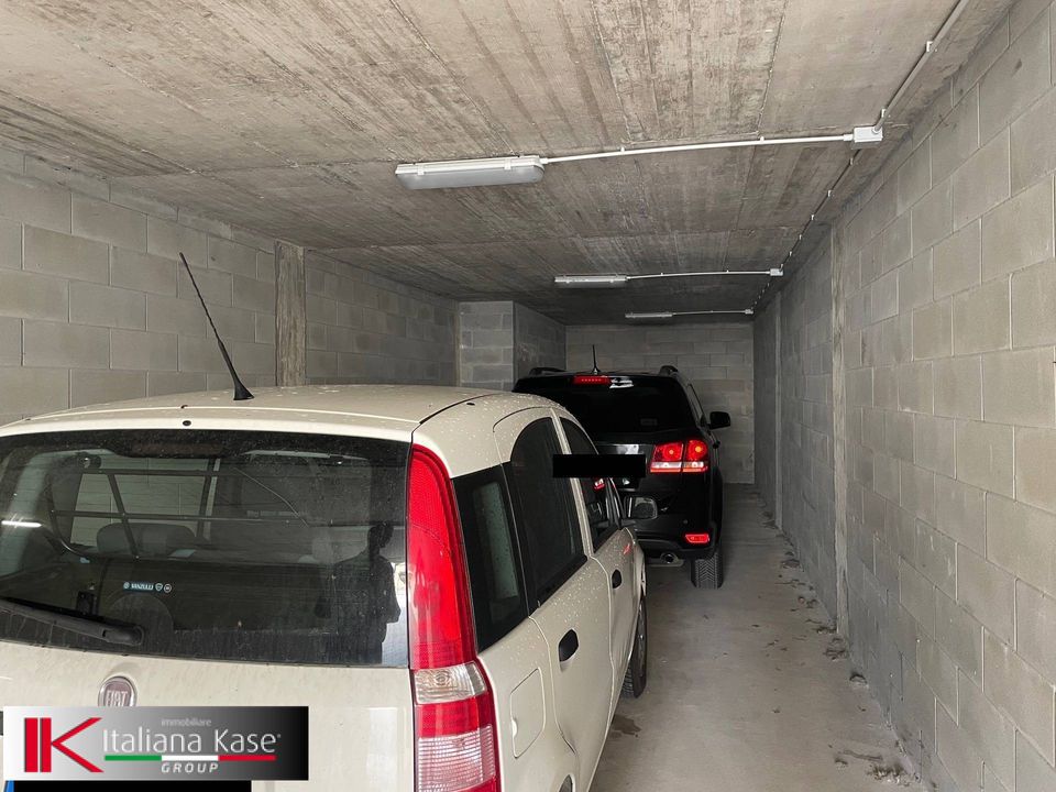 Parkeringsplads i Gassino Torinese, Turin - foto 2
