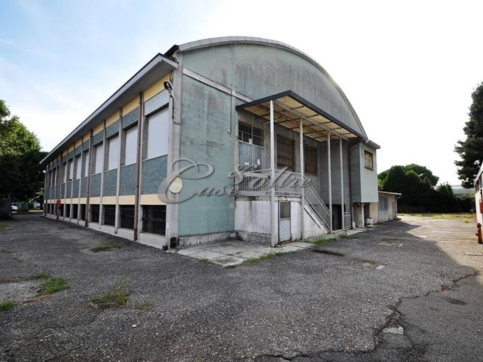 Erhvervsejendom i Caronno Pertusella, Varese - foto 4