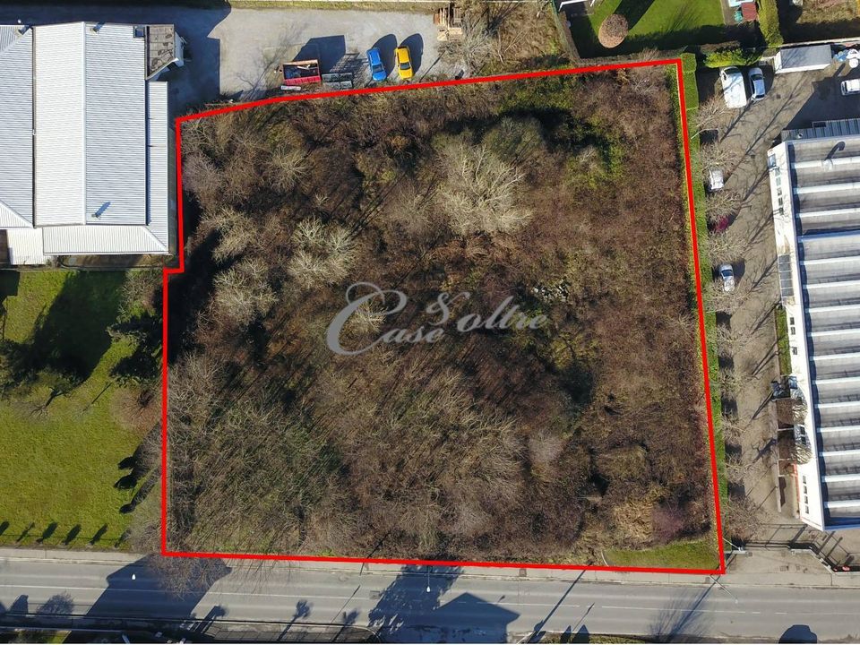 Helårsgrund i Cantu, Como - foto 1