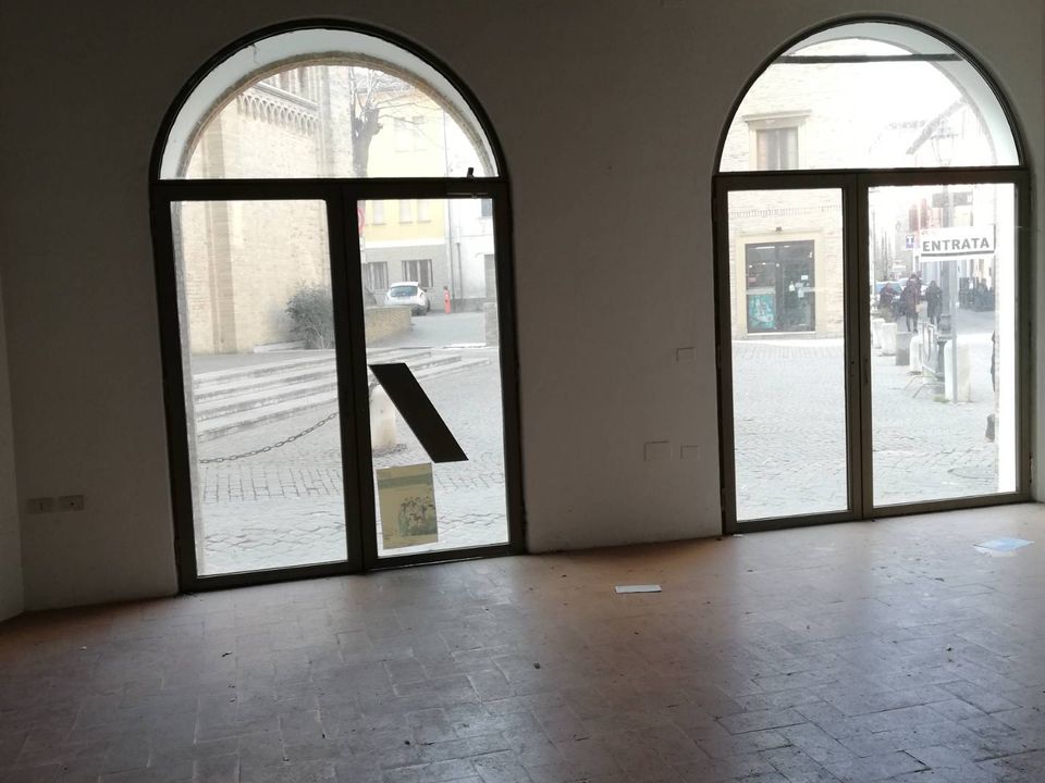 Erhvervsejendom i Fano, Pesaro and Urbino - foto 4