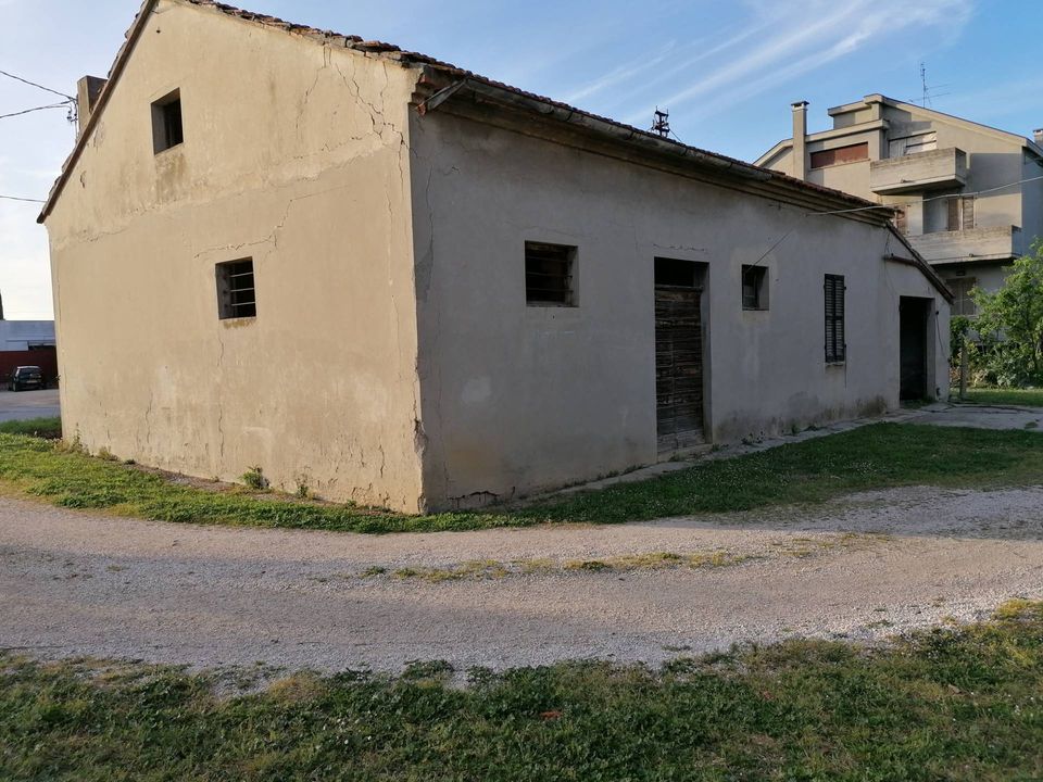 Landejendom i Fano, Pesaro and Urbino - foto 1