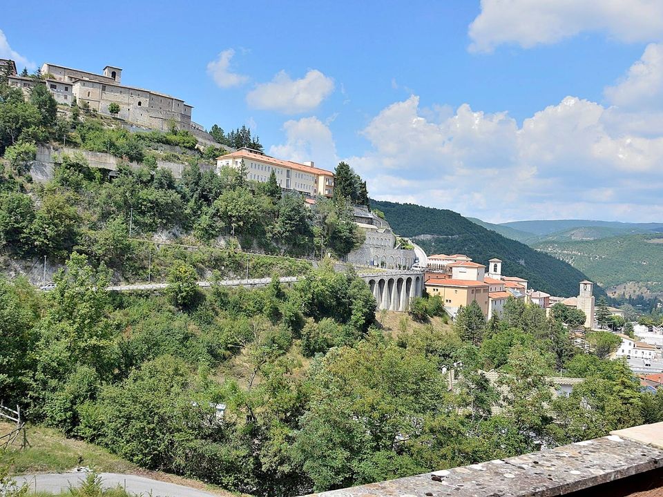 Lejlighed i Cascia, Perugia - foto 1