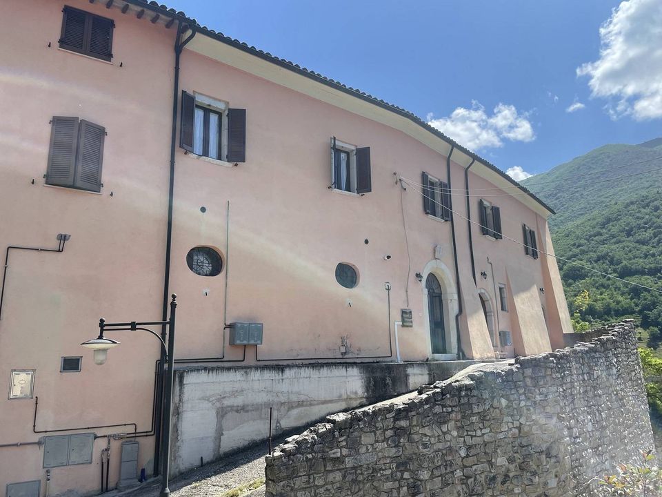 Erhvervsejendom i Cerreto di Spoleto, Perugia - foto 3