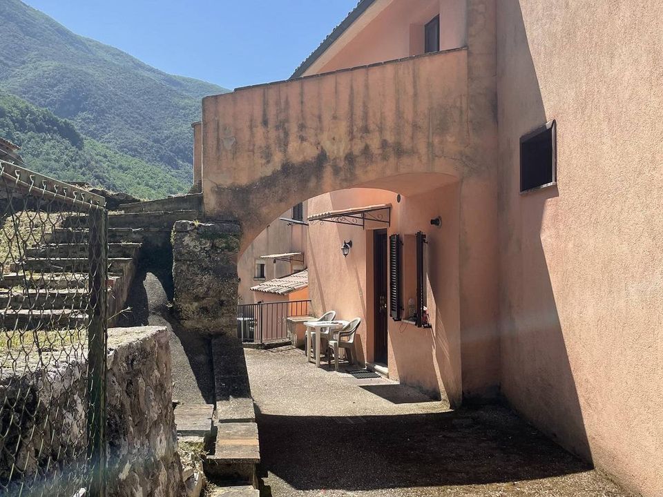 Erhvervsejendom i Cerreto di Spoleto, Perugia - foto 4