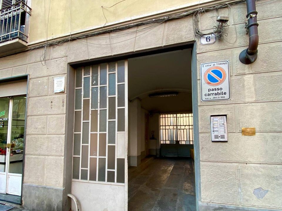 Parkeringsplass i Torino, Turin - bilde 2