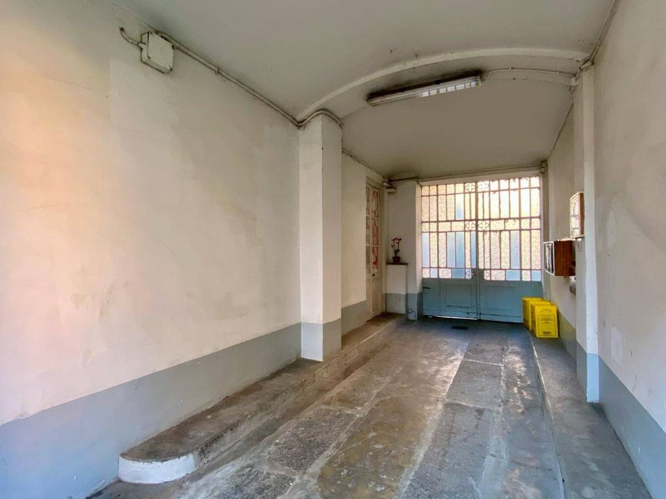 Parkeringsplass i Torino, Turin - bilde 3