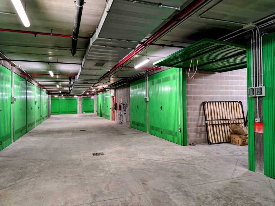 Parkeringsplass i Torino, Turin - bilde 5