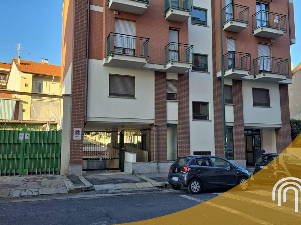 Parkeringsplass i Torino, Turin - bilde 1