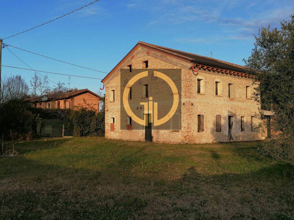 Landejendom i Montebelluna, Treviso - foto 1