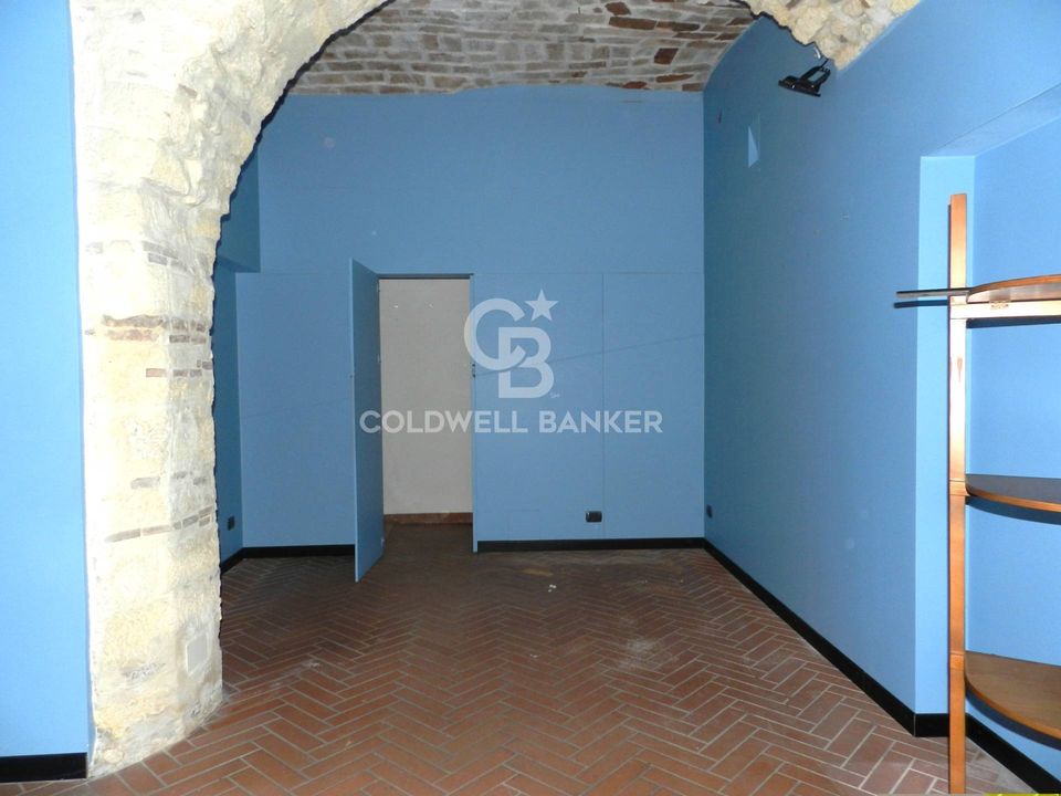 Erhvervsejendom i Tarquinia, Viterbo - foto 2