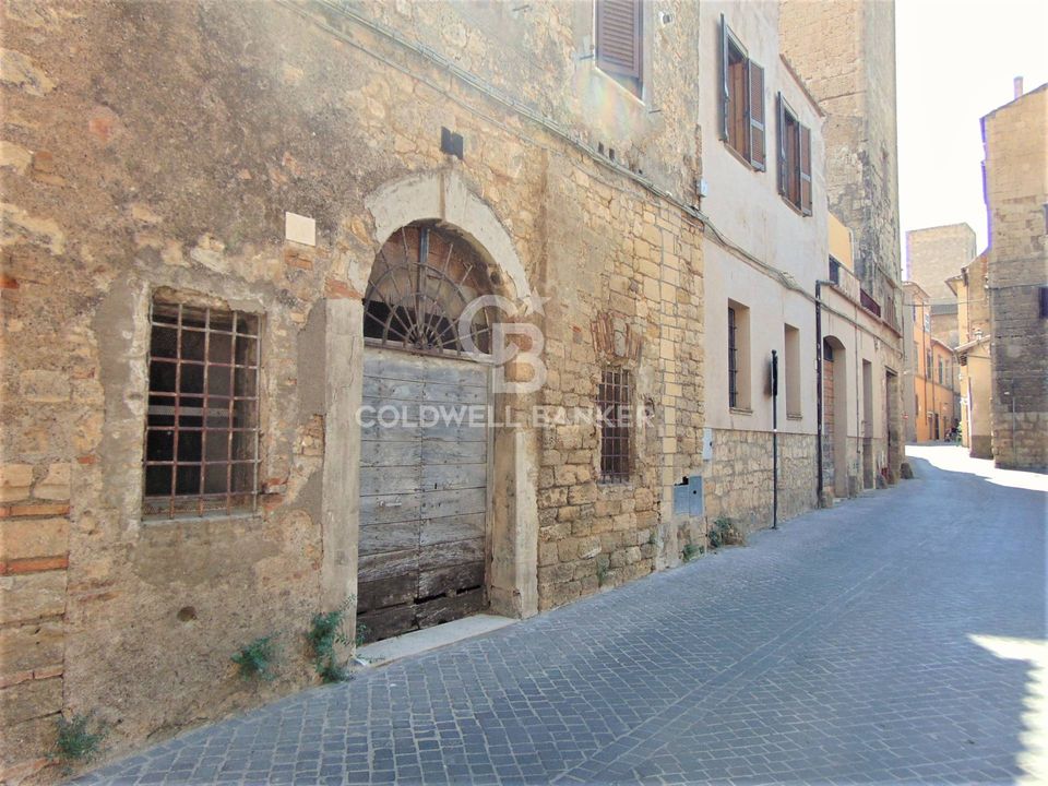 Plazas de parking en Tarquinia, Viterbo - foto 2