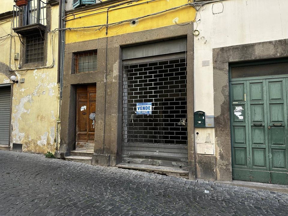 Erhvervsejendom i Viterbo, Viterbo - foto 2