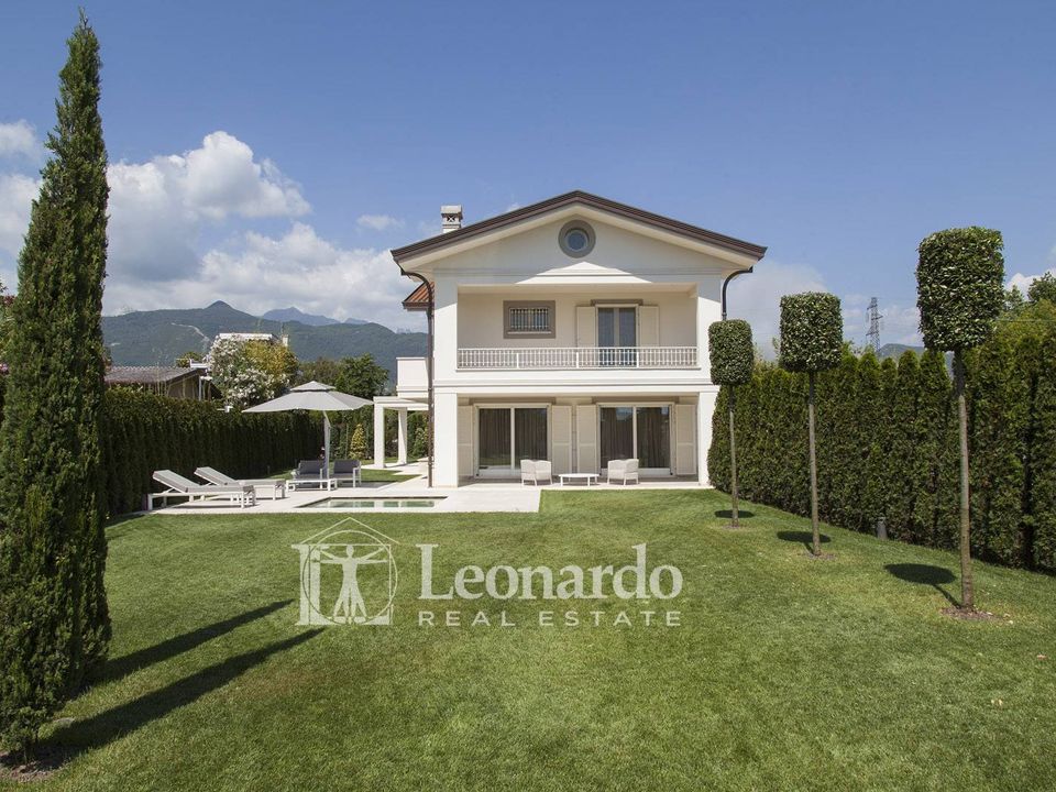 Villa i Forte dei Marmi, Lucca - foto 1