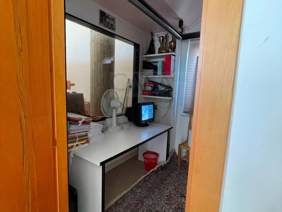 L'establiment comercial a Monsampolo del Tronto, Ascoli Piceno - foto 4