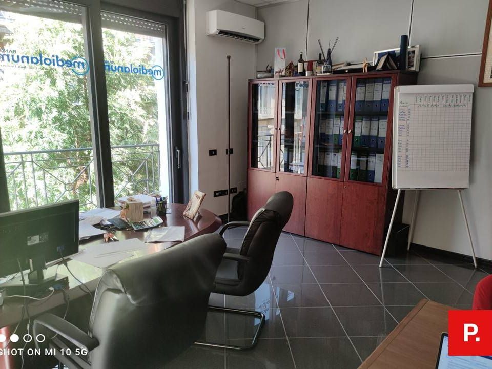 Erhvervsejendom i Caserta, Caserta - foto 3