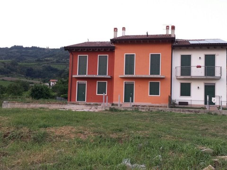 Helårsgrund i Ronca, Verona - foto 1