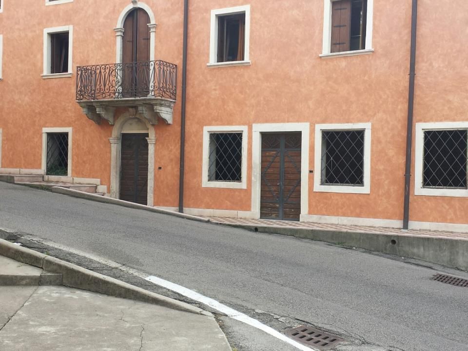 Erhvervsejendom i San Giovanni Ilarione, Verona - foto 2