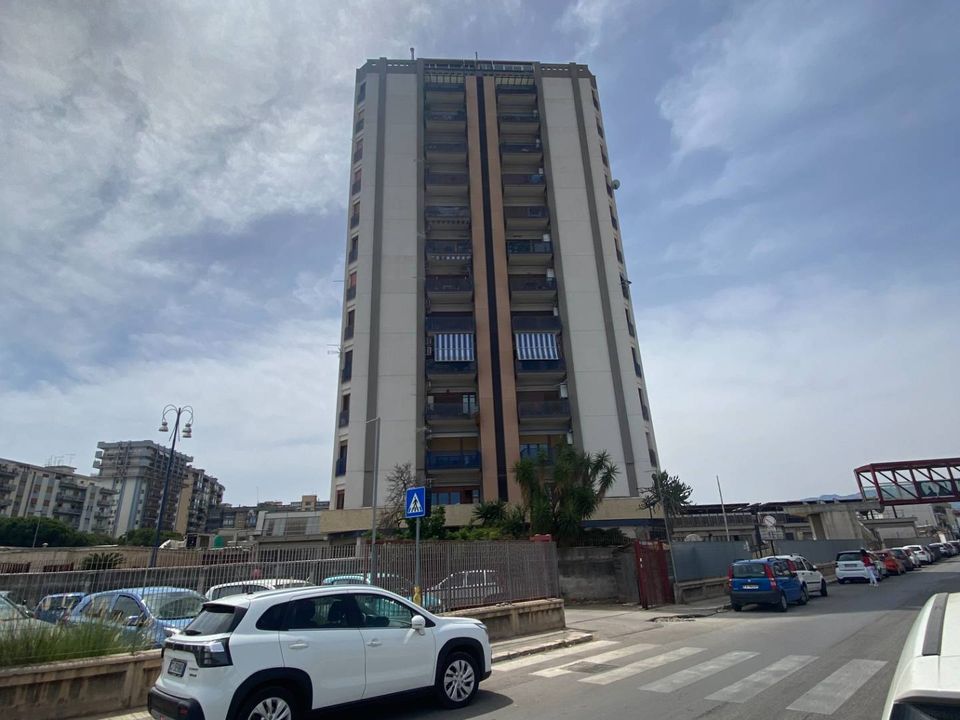 Erhvervsejendom i Palermo, Palermo - foto 2