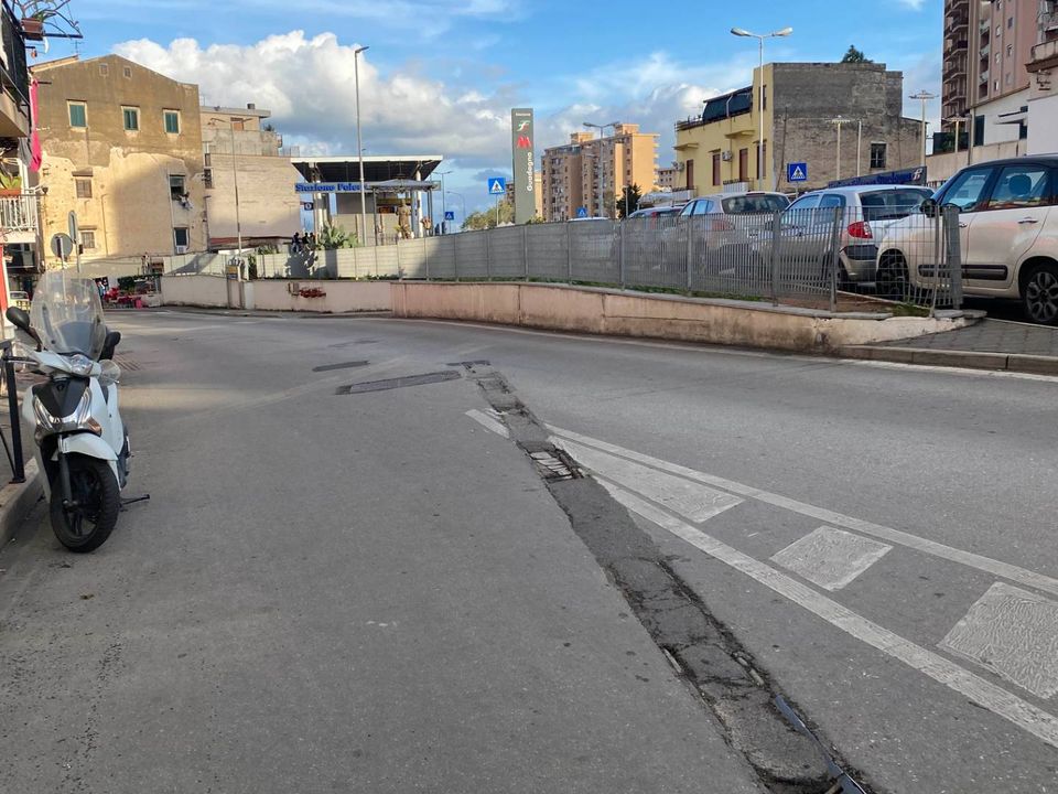 Erhvervsejendom i Palermo, Palermo - foto 1