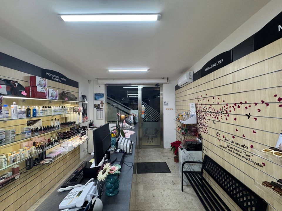 Erhvervsejendom i Palermo, Palermo - foto 2