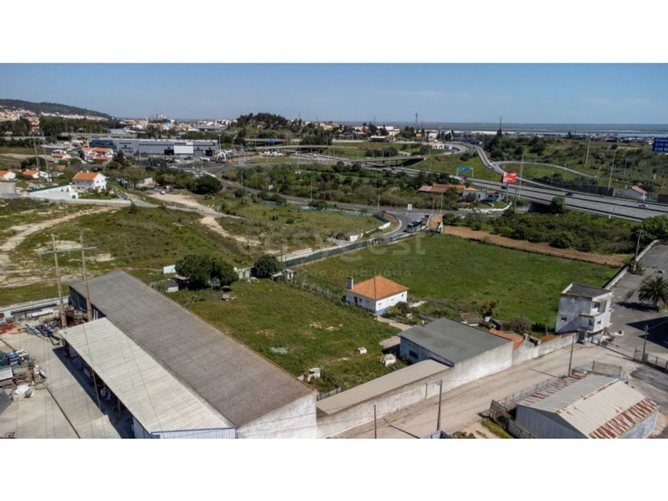 Erhvervsejendom i Alverca do Ribatejo, Lisbon - foto 1