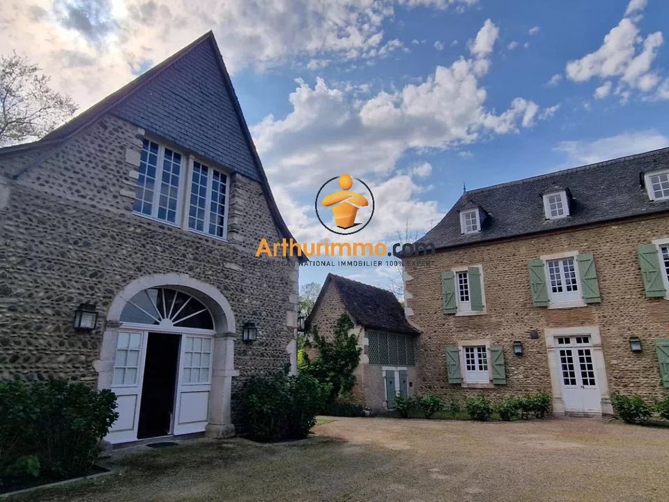 Villa - Artiguelouve, Pyrenees-Atlantiques - photo 1