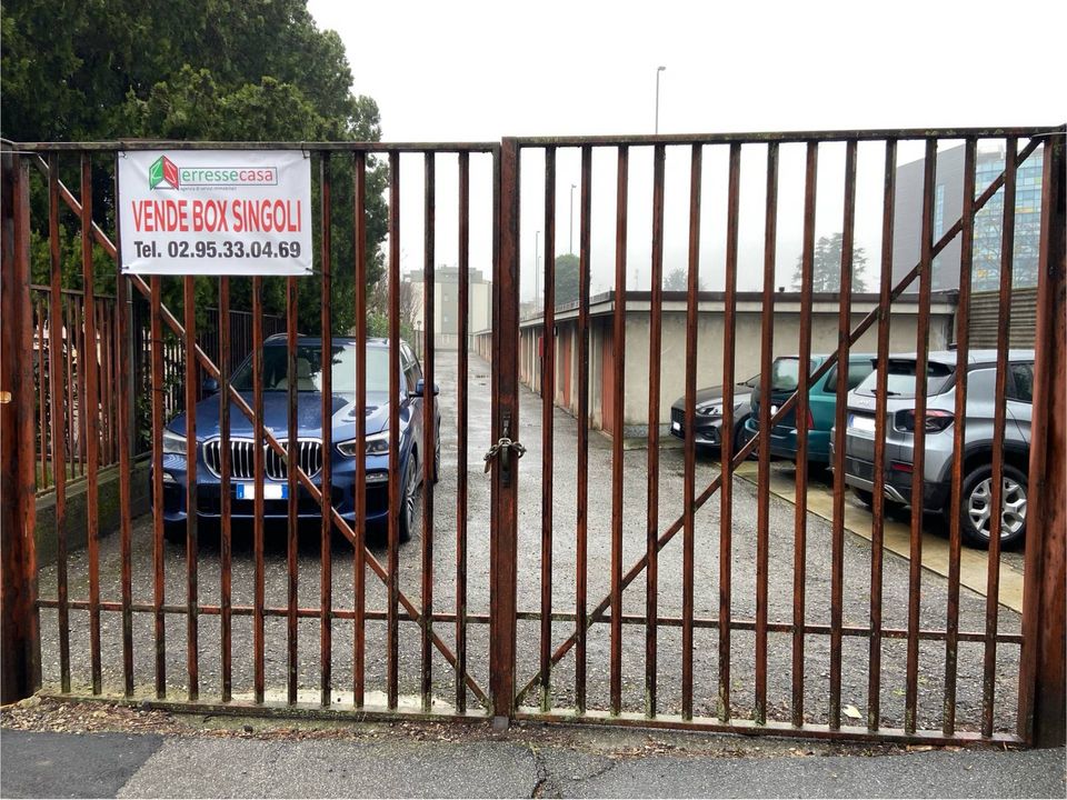 Parkeringsplads i Cologno Monzese, Milan - foto 1