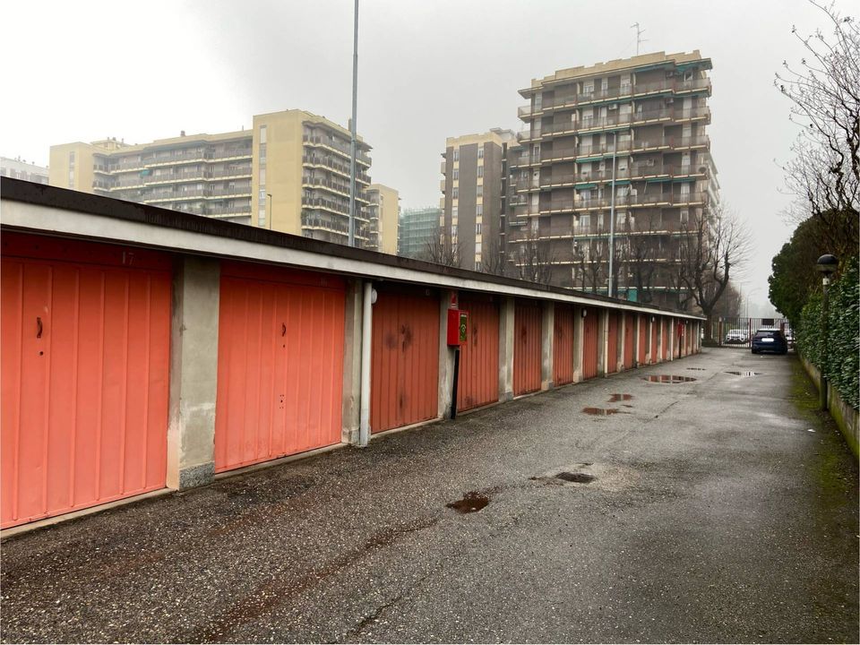 Parkeringsplads i Cologno Monzese, Milan - foto 2