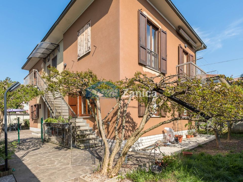 Villa i Bergamo, Bergamo - foto 1