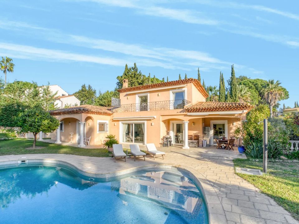 Villa i Mandelieu-la-Napoule, Alpes-Maritimes - foto 1