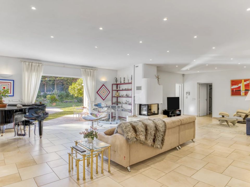 Villa i Mandelieu-la-Napoule, Alpes-Maritimes - foto 2