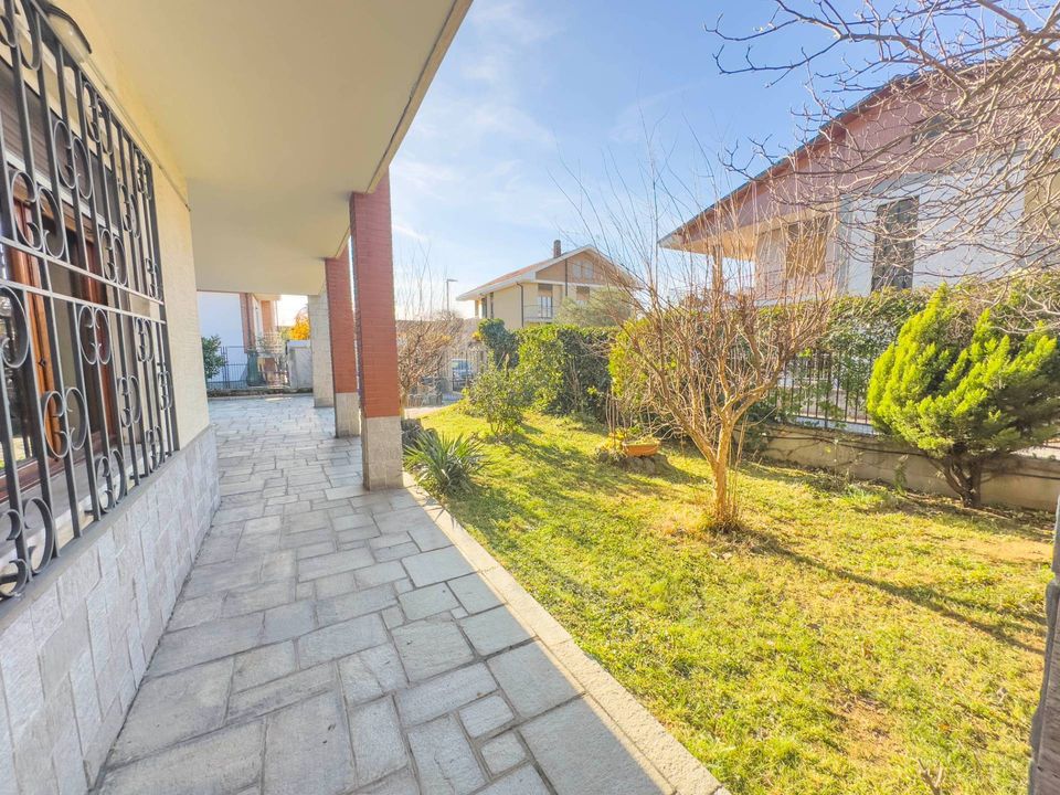 Villa a Orbassano, Turin - foto 2